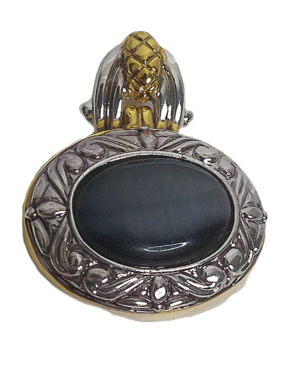 Vintage Roman Cats Eye Pendant